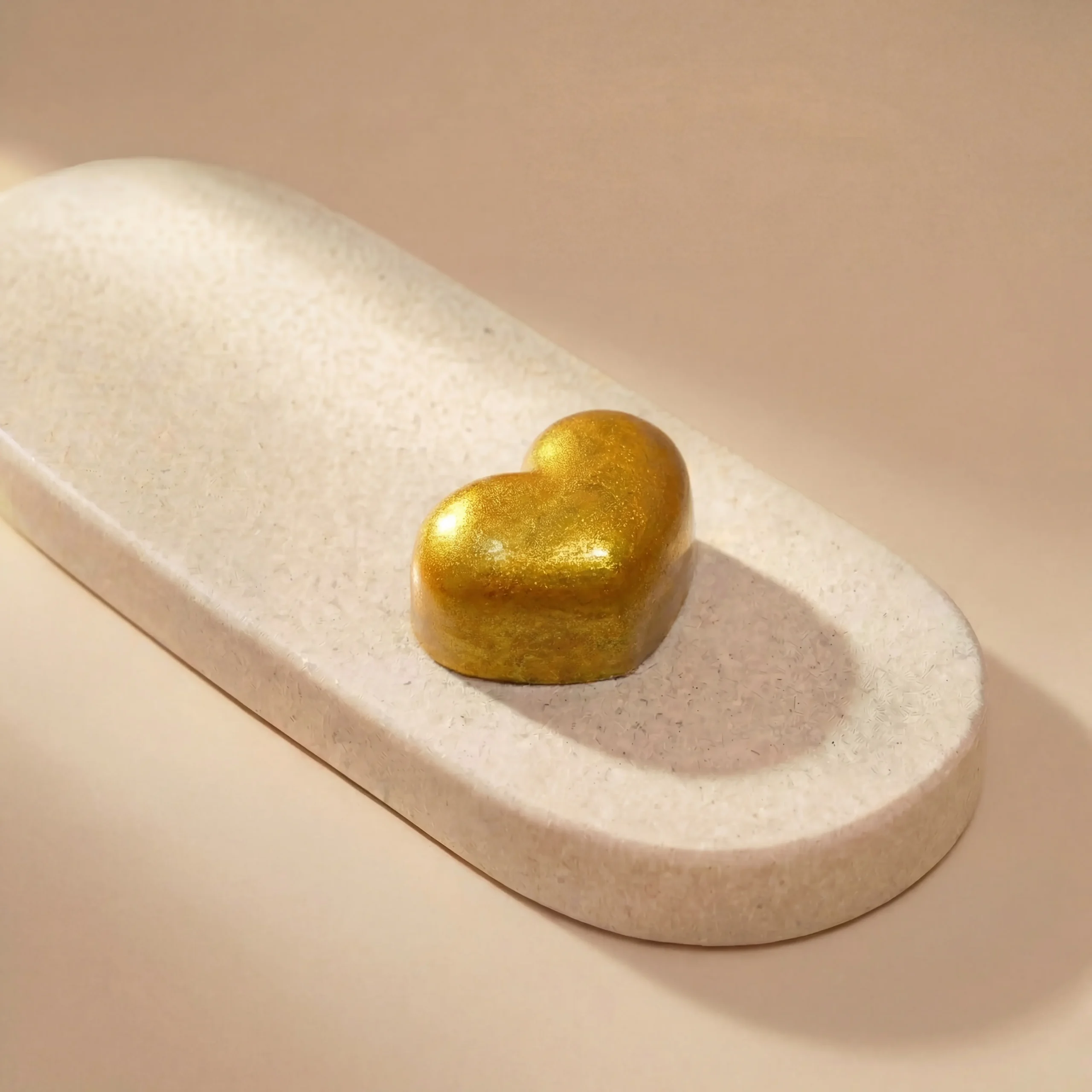 Cofanetto San Valentino "L'Abbraccio" – Praline d'Autore ispirate a Gustav Klimt - immagine 2