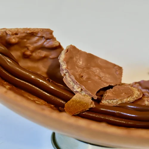 Alternative view of Uovo di Pasqua Artigianale Pane e Cioccolato